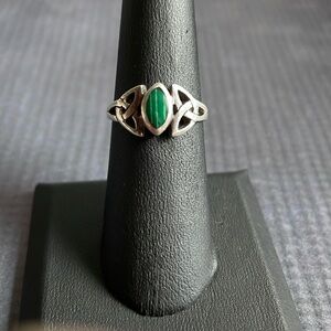Women's Vintage Sterling 925 and Malachite Ring, 7